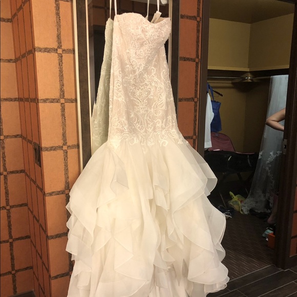 Size 8 David’s bridal mermaid wedding gown